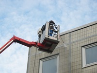 Reinigungsarbeiten an der Fassade